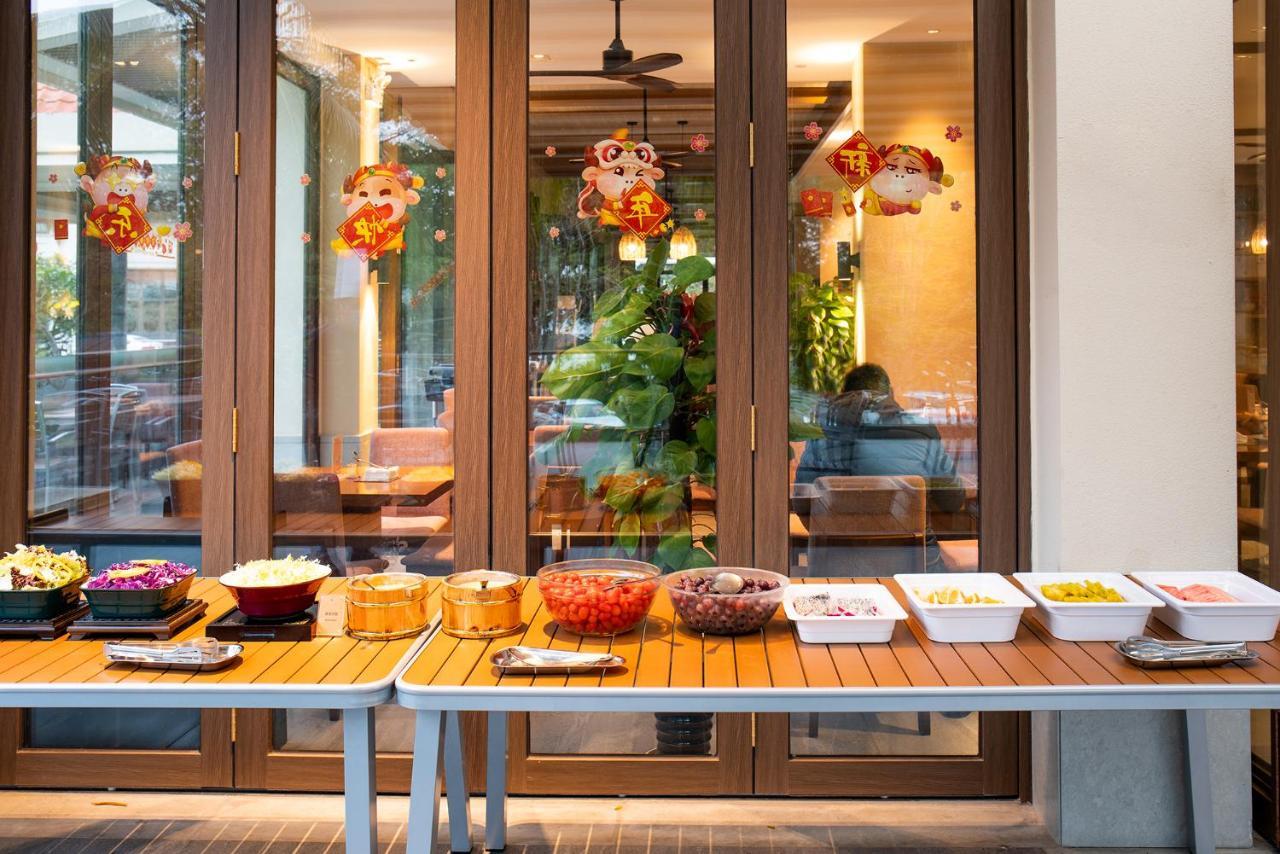Sanya South China Hotel Exterior photo