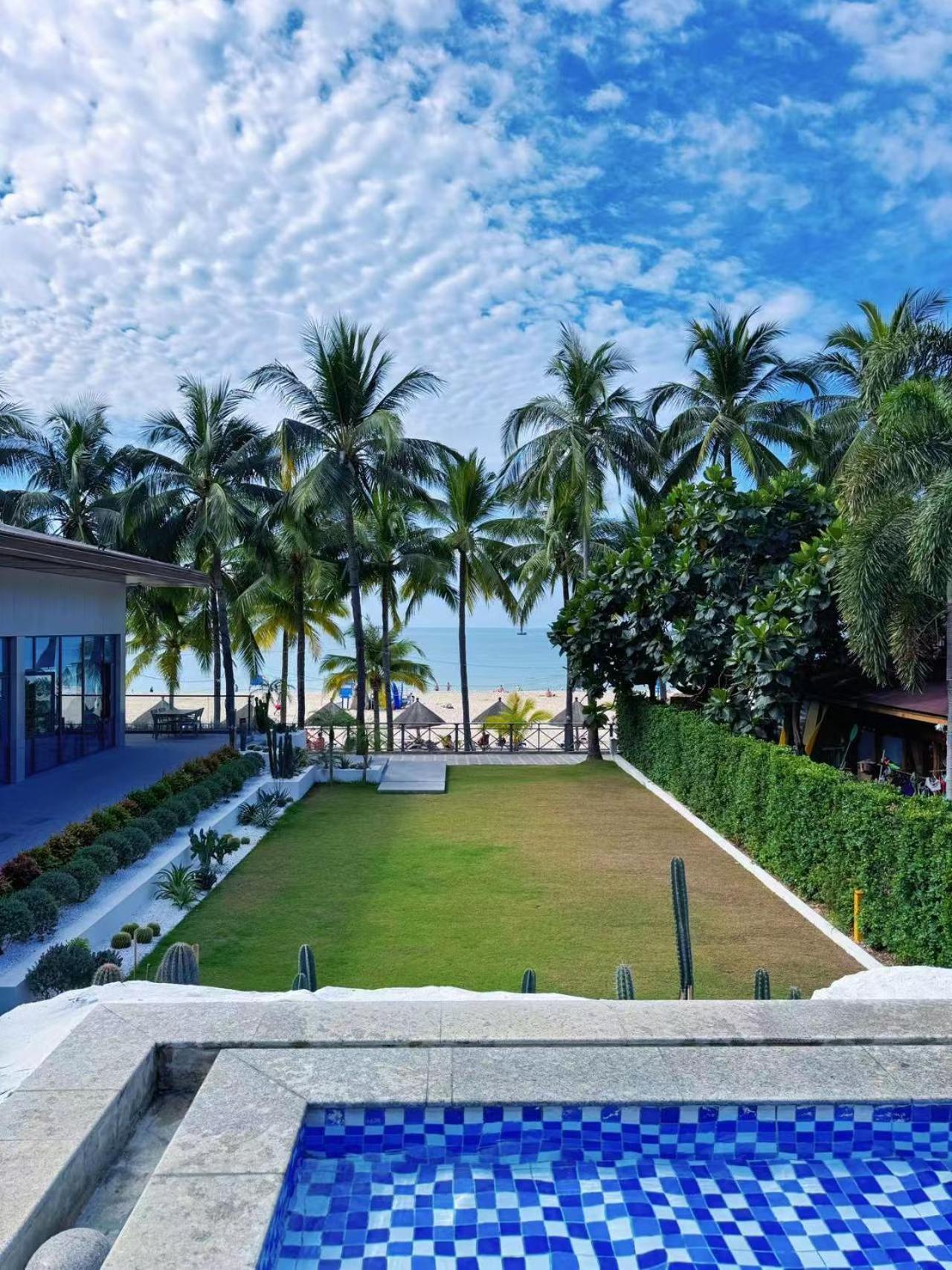 Sanya South China Hotel Exterior photo